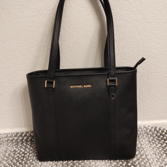 Michael Kors Sady Saffiano Leather Tote - Black Style 35T7GD4T2L - Picture 2 of 13
